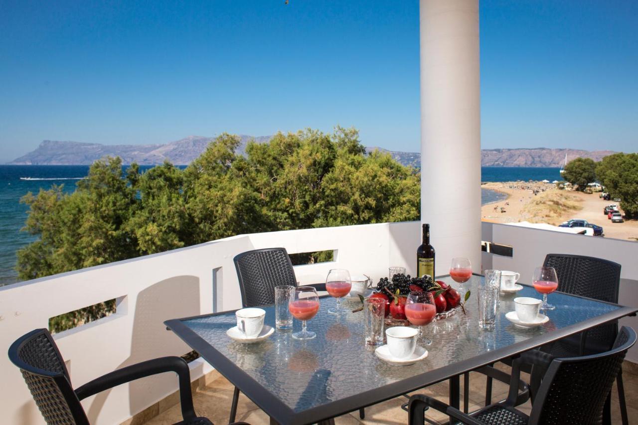 Mavros Molos Seaside Apartment كيساموس المظهر الخارجي الصورة